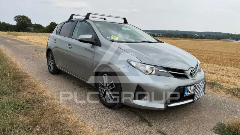 2012 Toyota AURIS