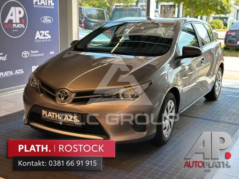 2012 Toyota AURIS