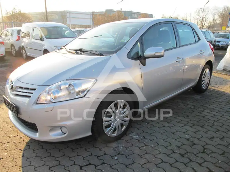 2012 Toyota AURIS