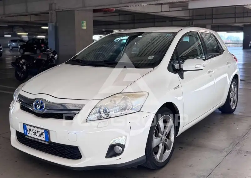 2012 Toyota AURIS