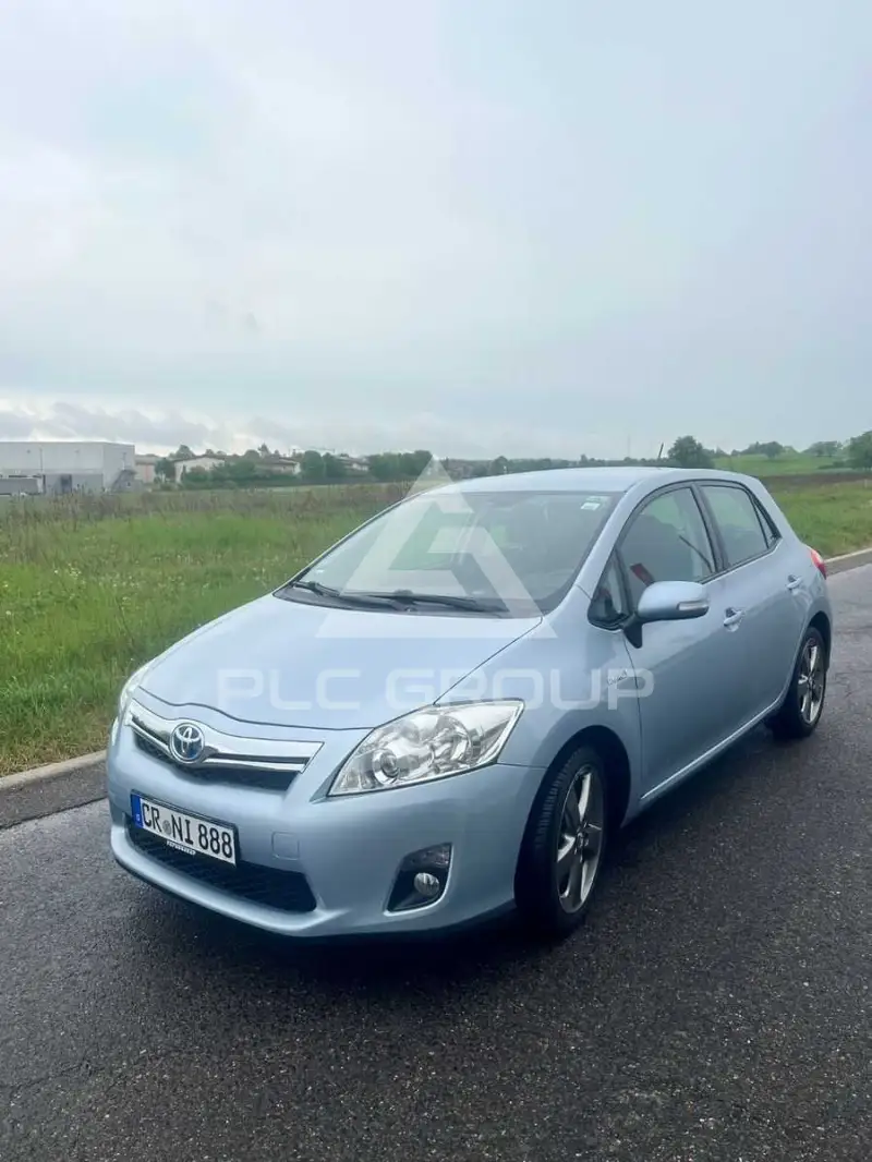 2012 Toyota AURIS