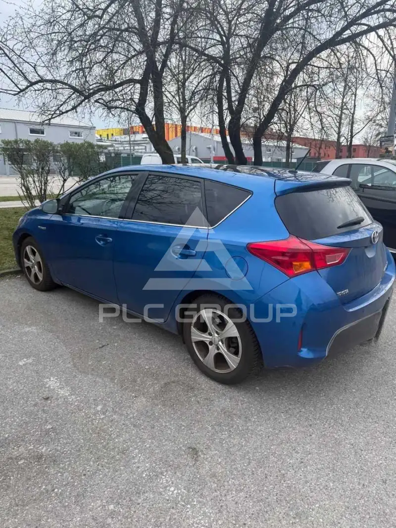 2012 Toyota AURIS
