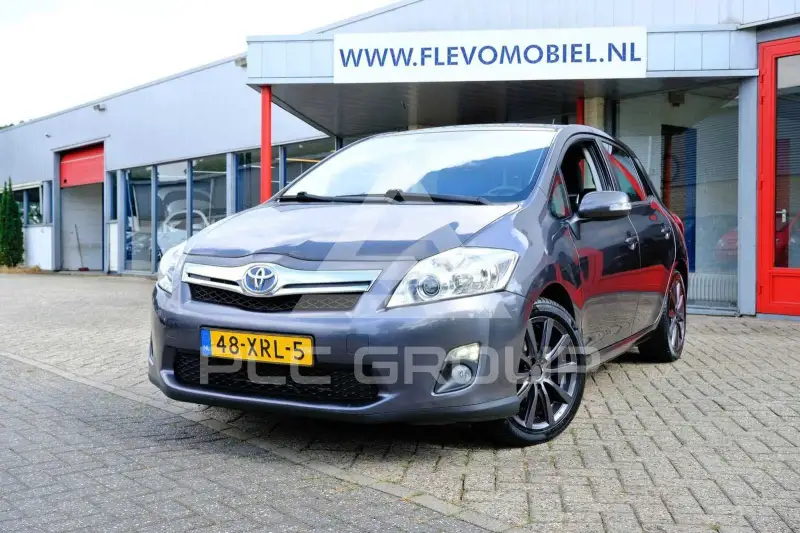 2012 Toyota AURIS