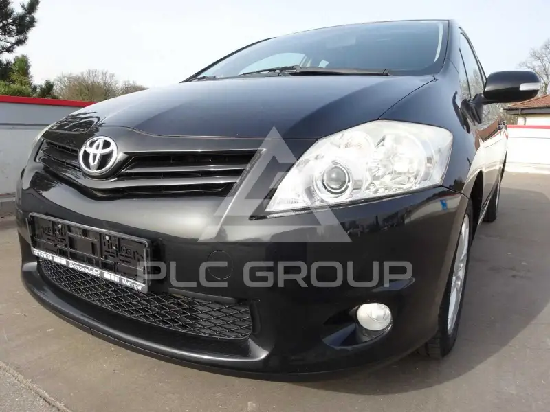 2012 Toyota AURIS