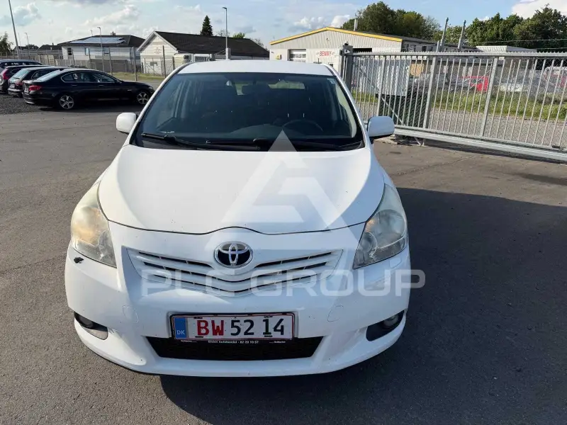 2012 Toyota VERSO
