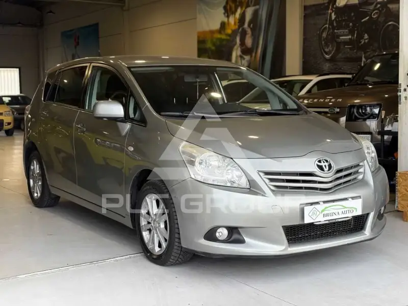 2012 Toyota VERSO