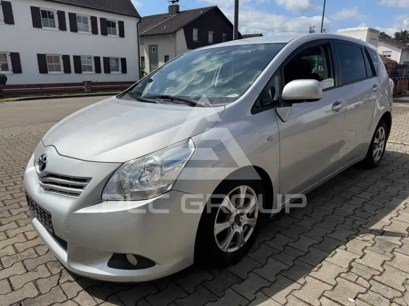 2012 Toyota VERSO