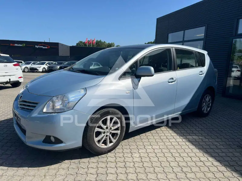2012 Toyota VERSO