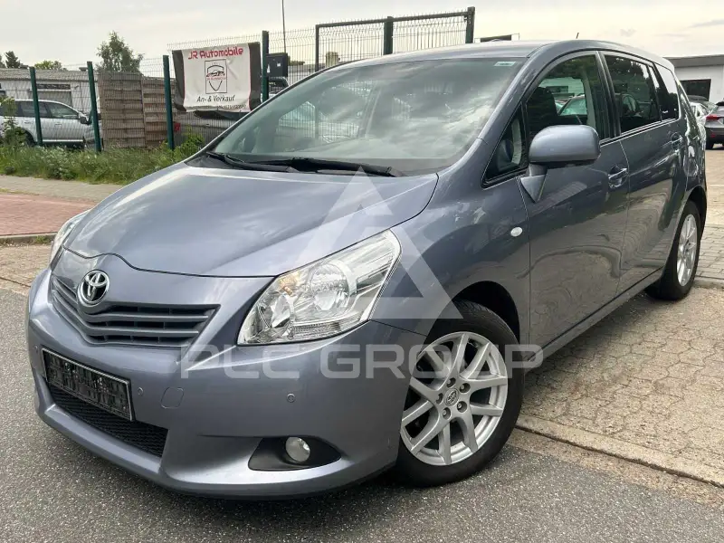 2012 Toyota VERSO