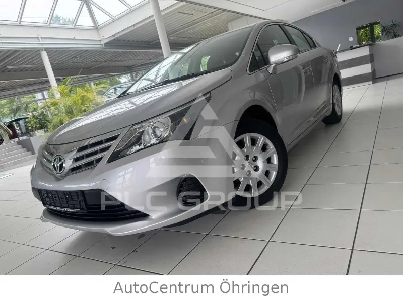 2012 Toyota Avensis