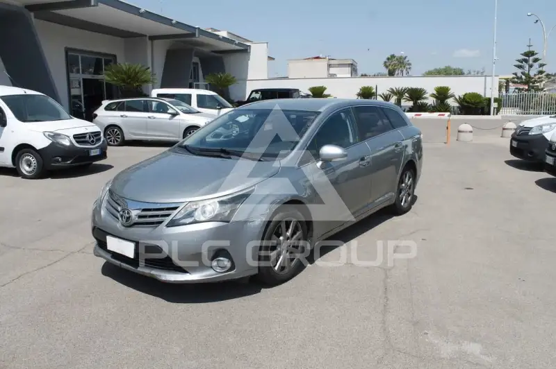 2012 Toyota Avensis
