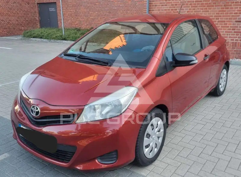2012 Toyota YARIS
