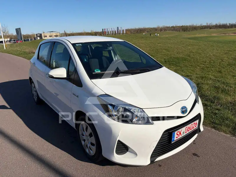 2012 Toyota YARIS