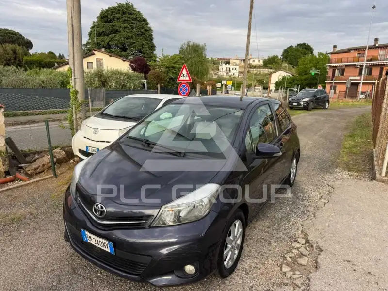 2012 Toyota YARIS