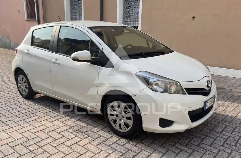 2012 Toyota YARIS