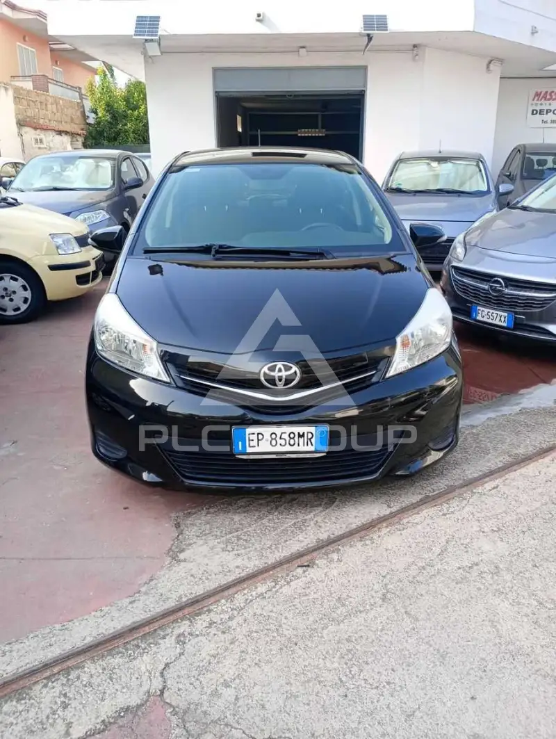 2012 Toyota YARIS