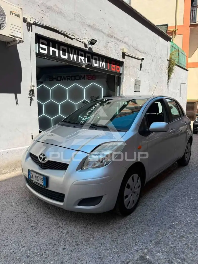 2012 Toyota YARIS