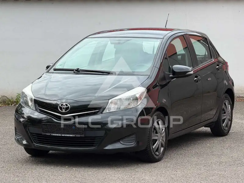 2012 Toyota YARIS