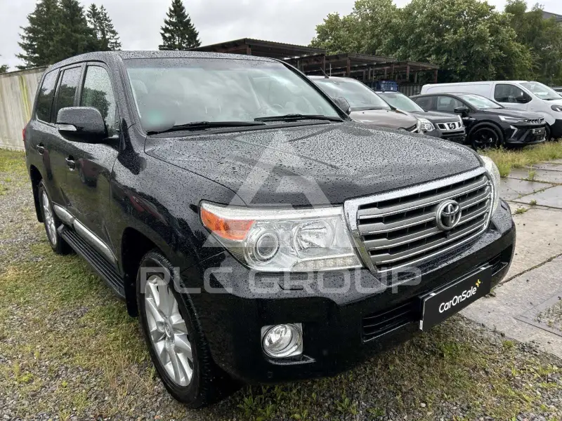 2012 Toyota LAND CRUISER