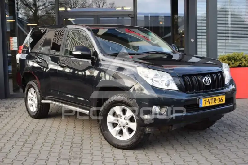 2012 Toyota LAND CRUISER