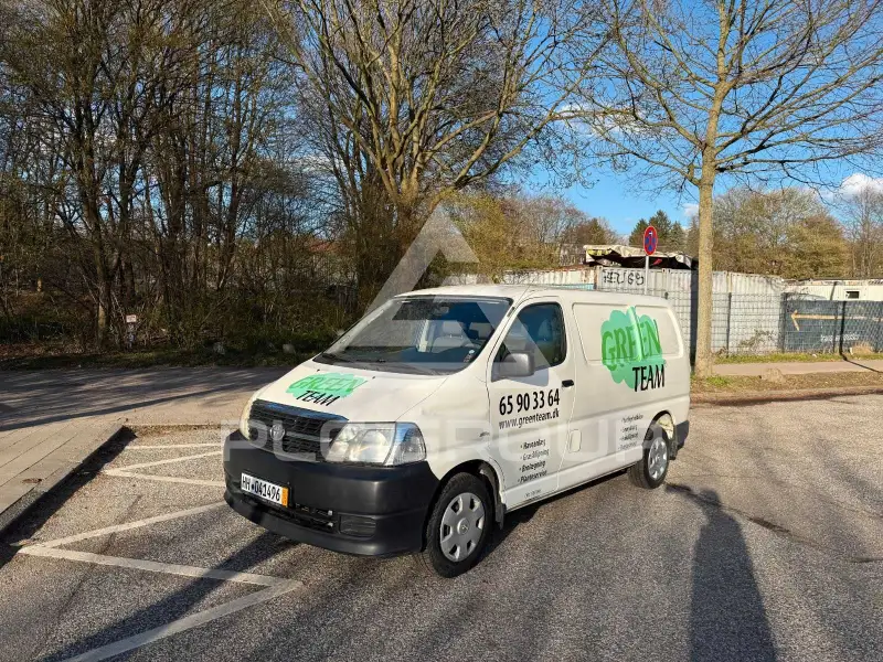 2012 Toyota Hiace
