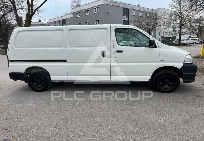2012 Toyota Hiace