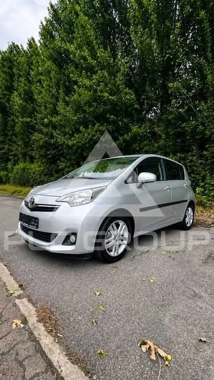 2012 Toyota VERSO
