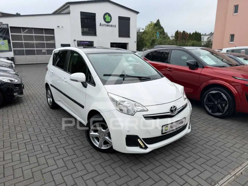 2012 Toyota VERSO
