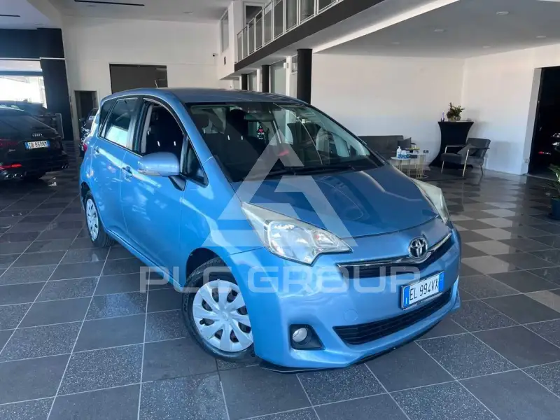 2012 Toyota VERSO