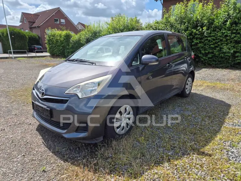 2012 Toyota VERSO