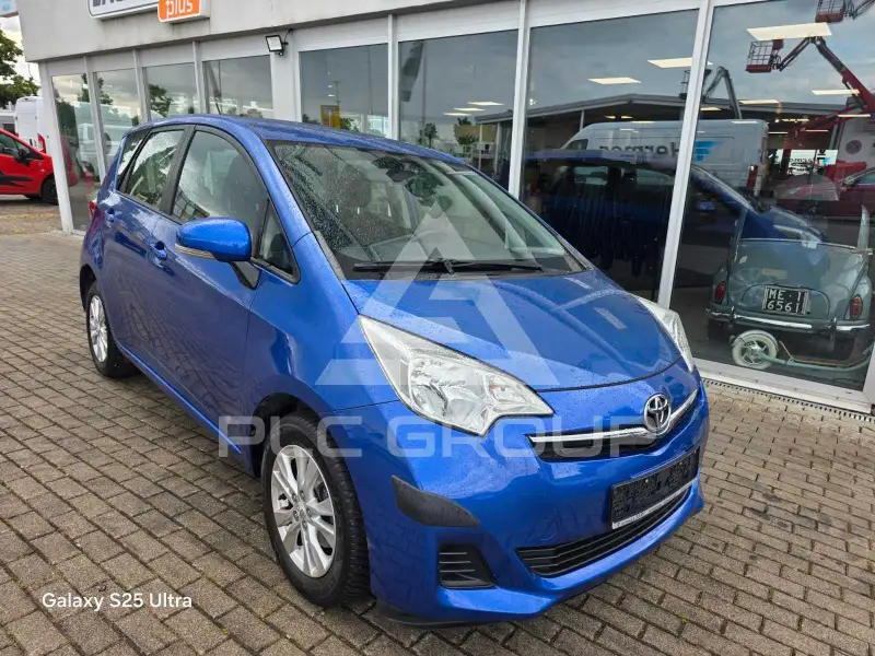 2012 Toyota VERSO