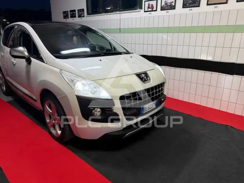 2012 Peugeot 3008