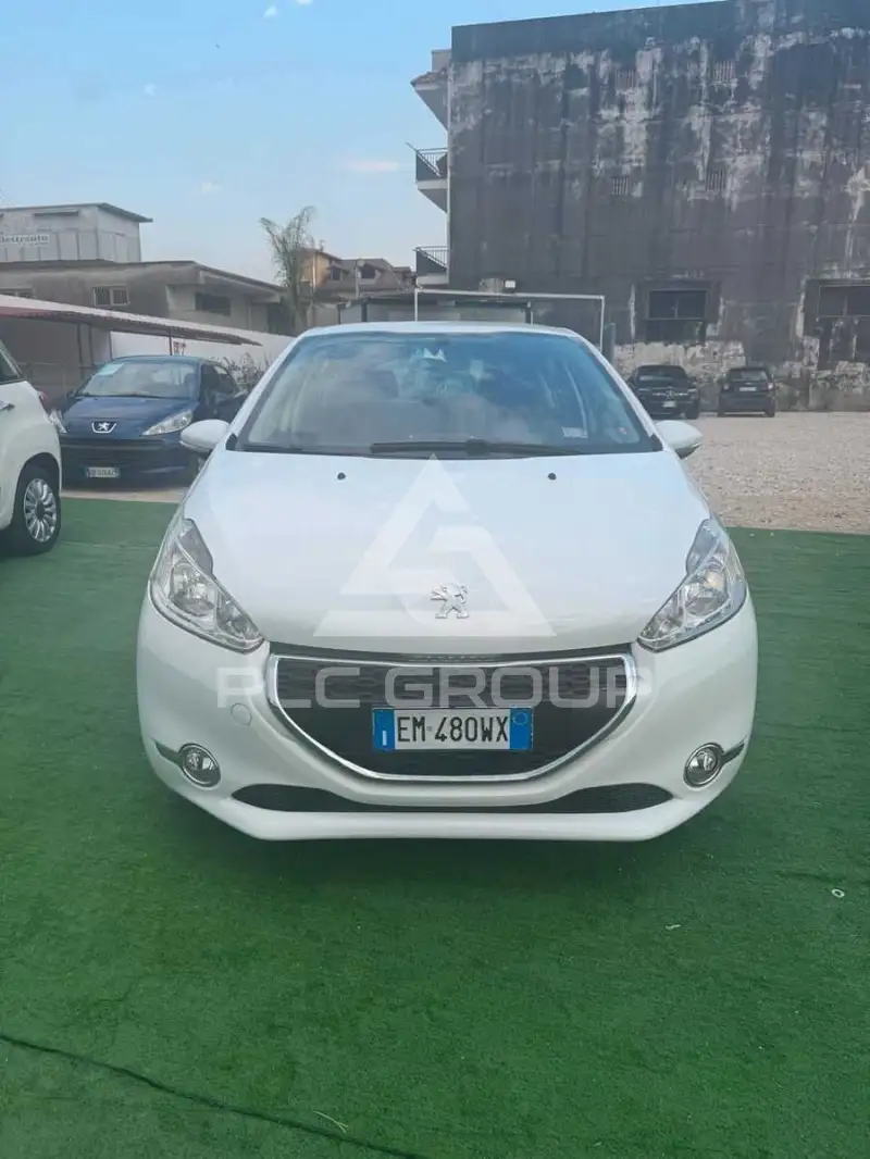 2012 Peugeot 208