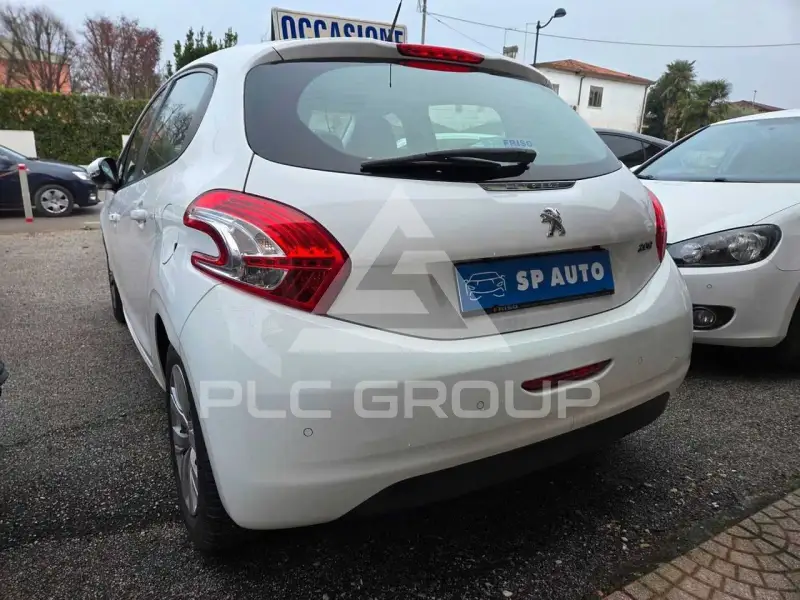 2012 Peugeot 208