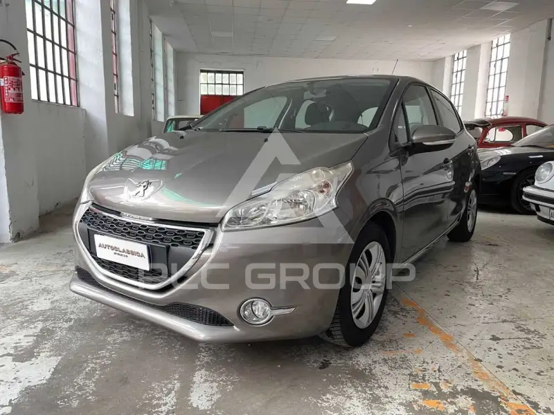 2012 Peugeot 208