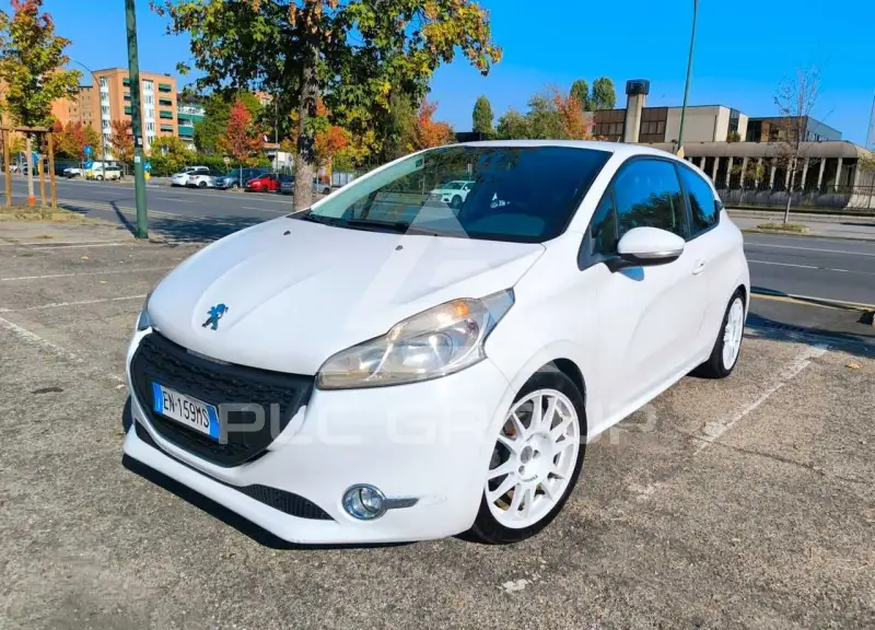 2012 Peugeot 208