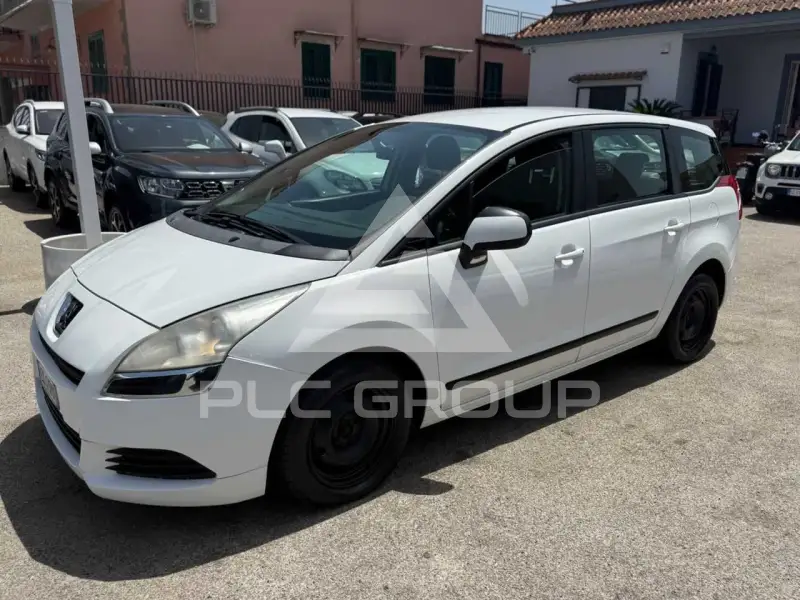 2012 Peugeot 5008
