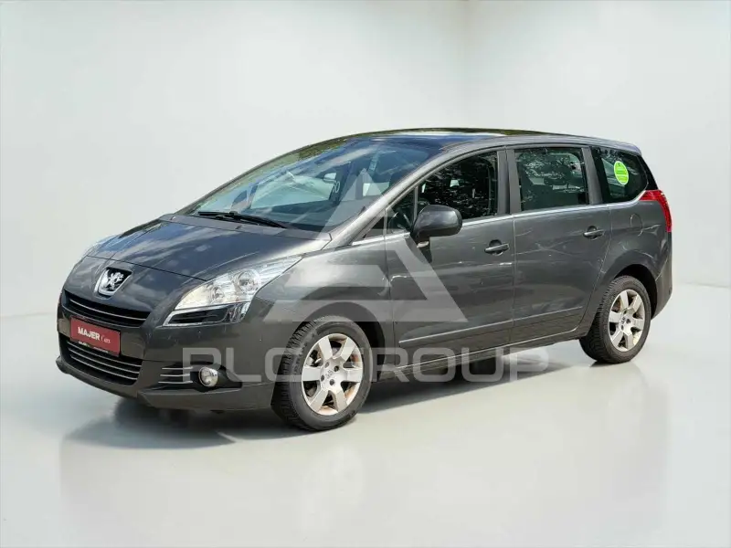 2012 Peugeot 5008