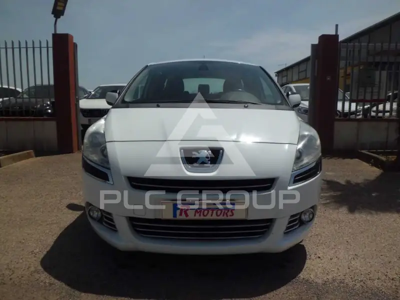 2012 Peugeot 5008