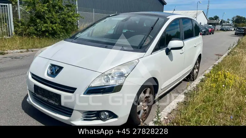 2012 Peugeot 5008