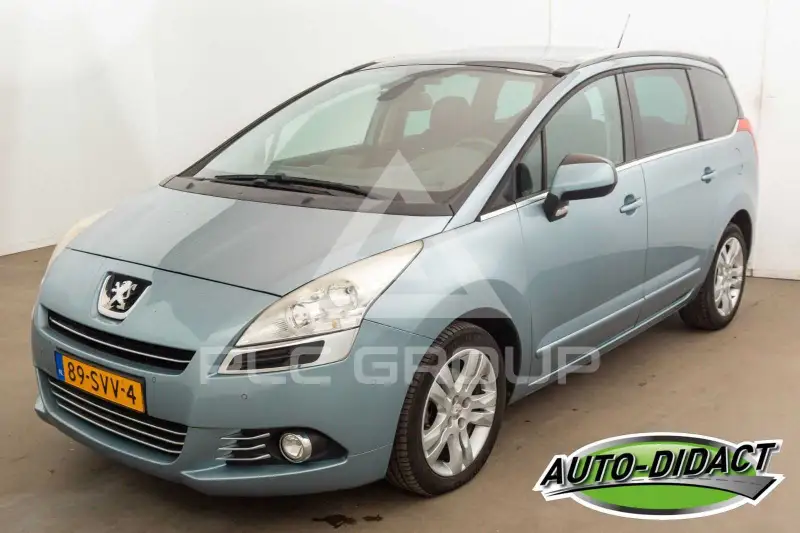 2012 Peugeot 5008