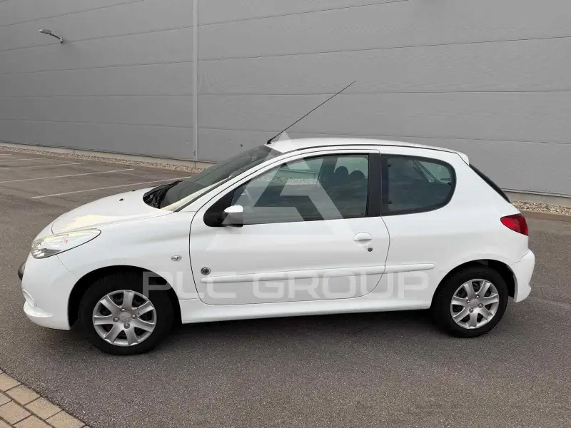 2012 Peugeot 206