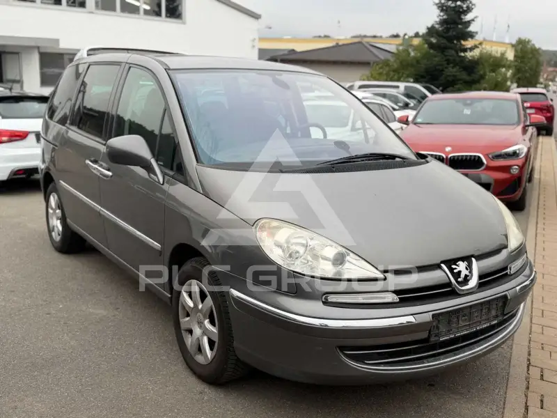 2012 Peugeot 807