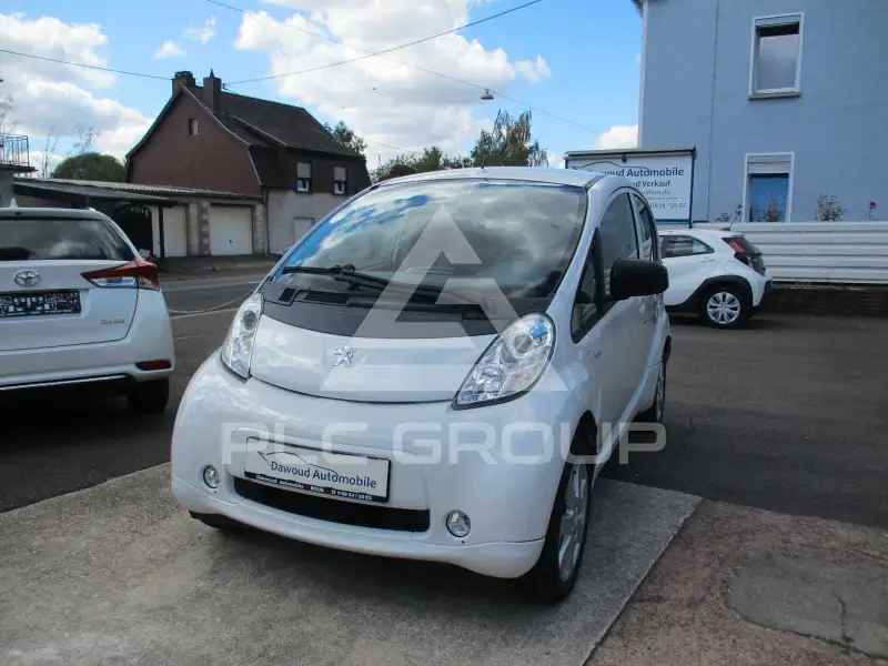 2012 Peugeot iOn