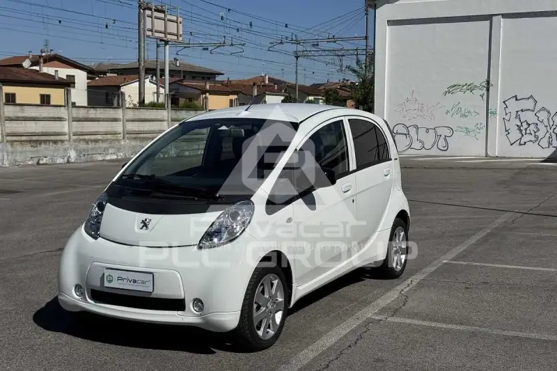 2012 Peugeot iOn