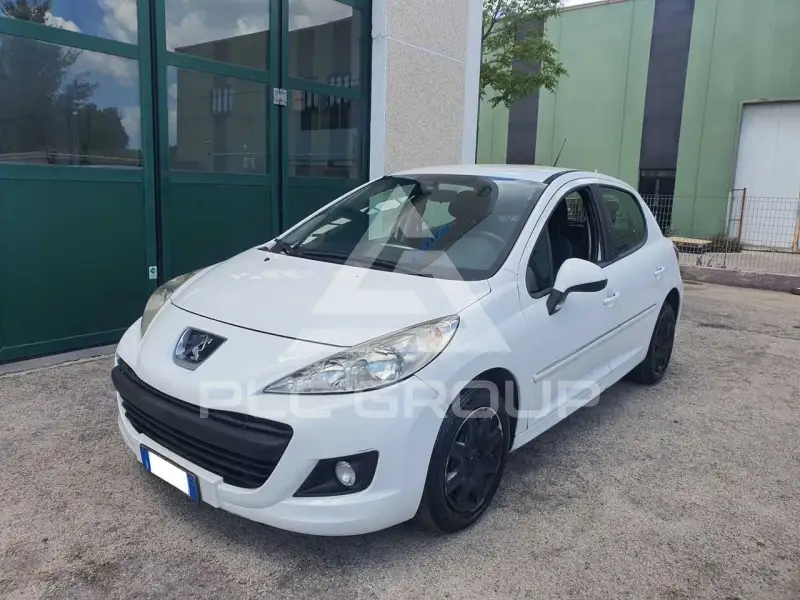 2012 Peugeot 207