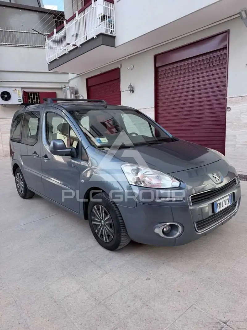 2012 Peugeot Partner