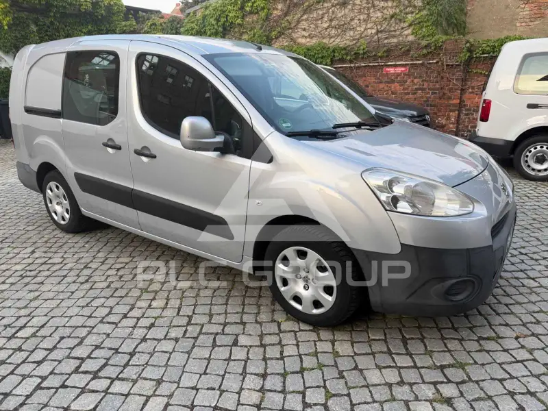 2012 Peugeot Partner