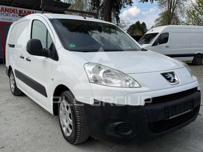 2012 Peugeot Partner