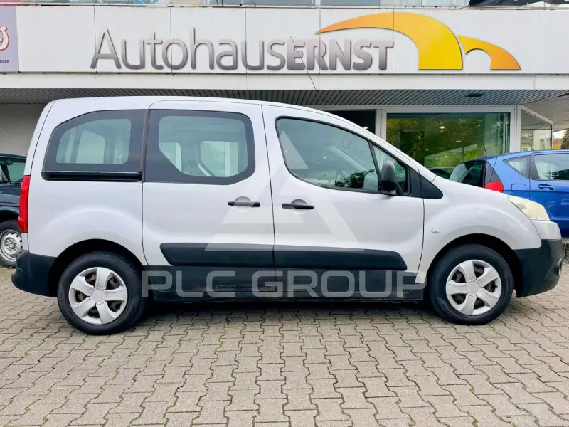 2012 Peugeot Partner